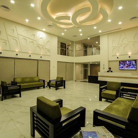 The Basil Park Hotel Bhāvnagar Exterior foto