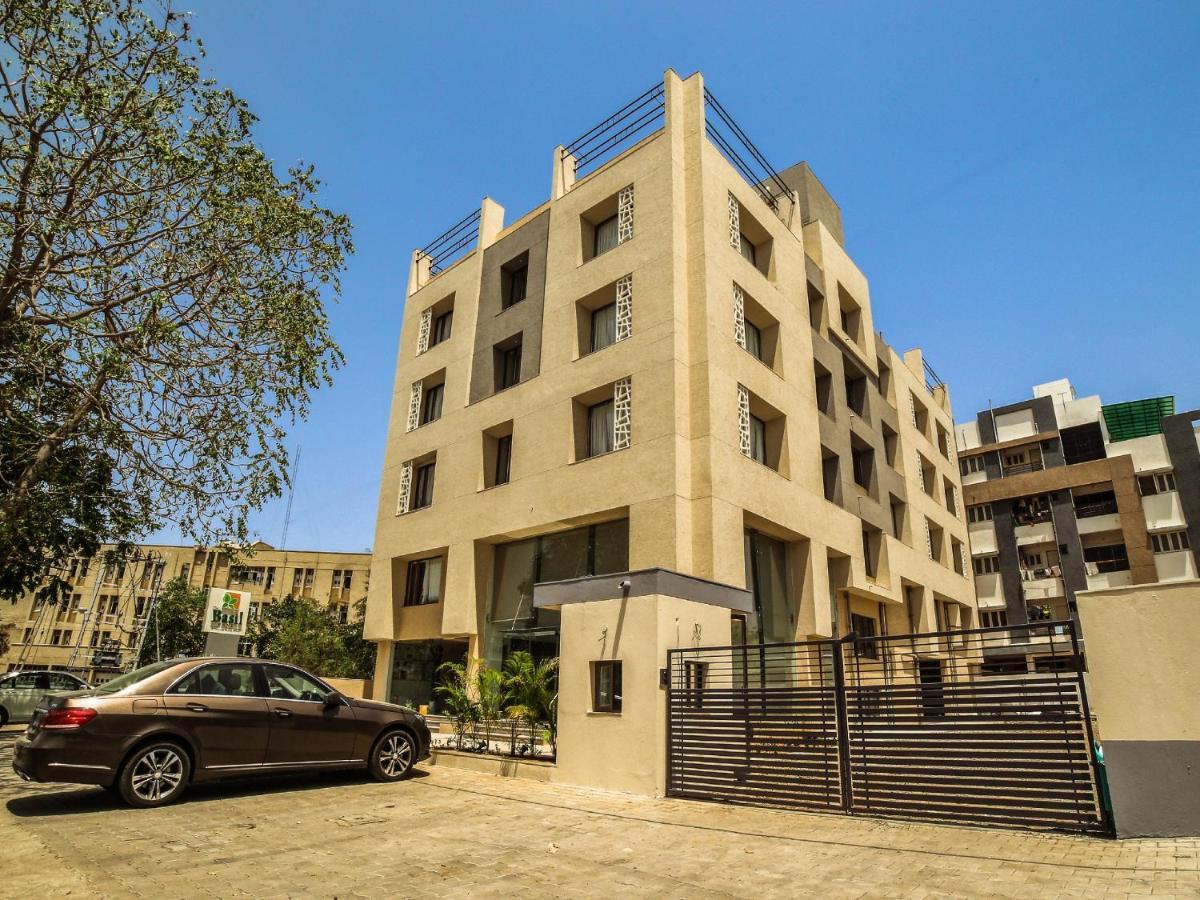 The Basil Park Hotel Bhāvnagar Exterior foto