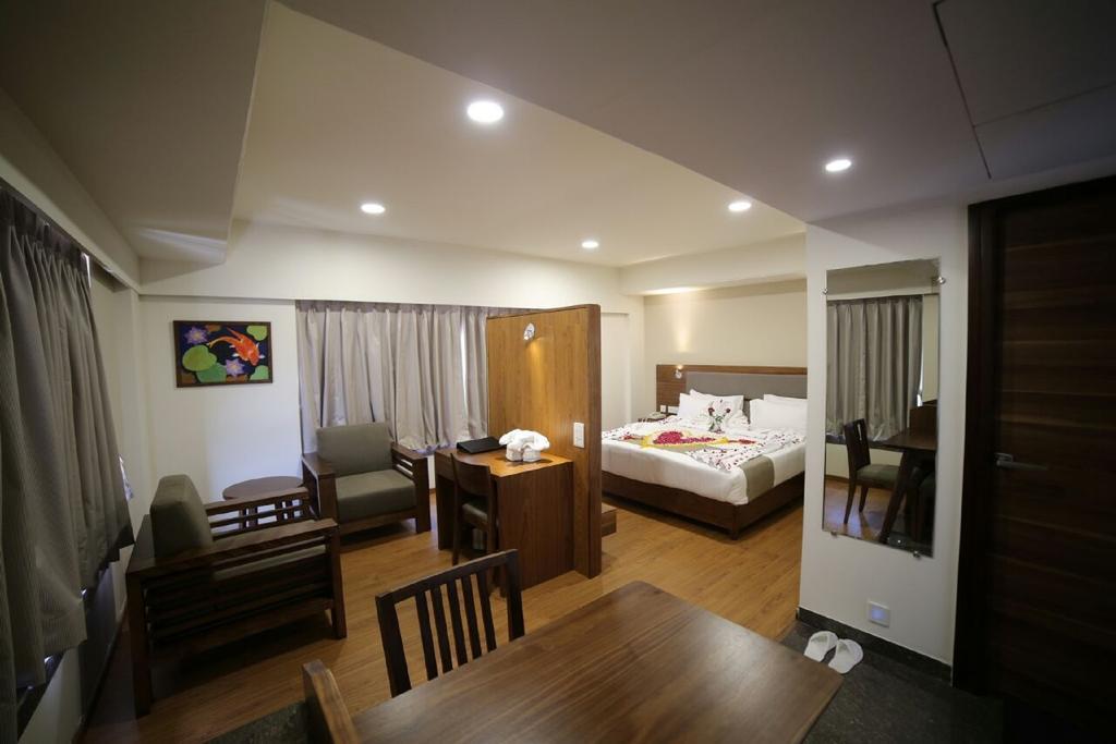 The Basil Park Hotel Bhāvnagar Quarto foto